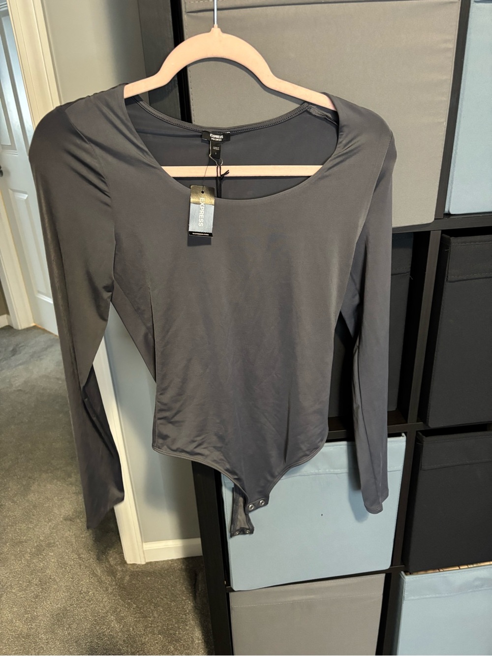 Express Charcoal Gray Long-Sleeve Scoop Neck Bodysuit